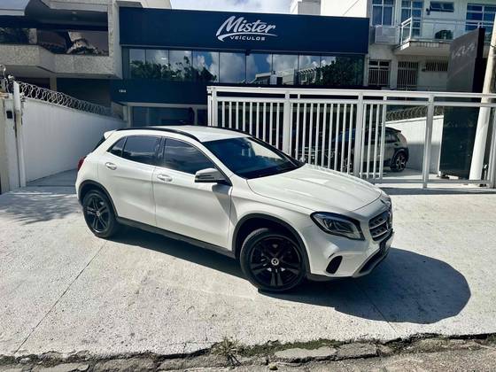 MERCEDES-BENZ GLA 200 1.6 CGI FLEX STYLE 7G-DCT